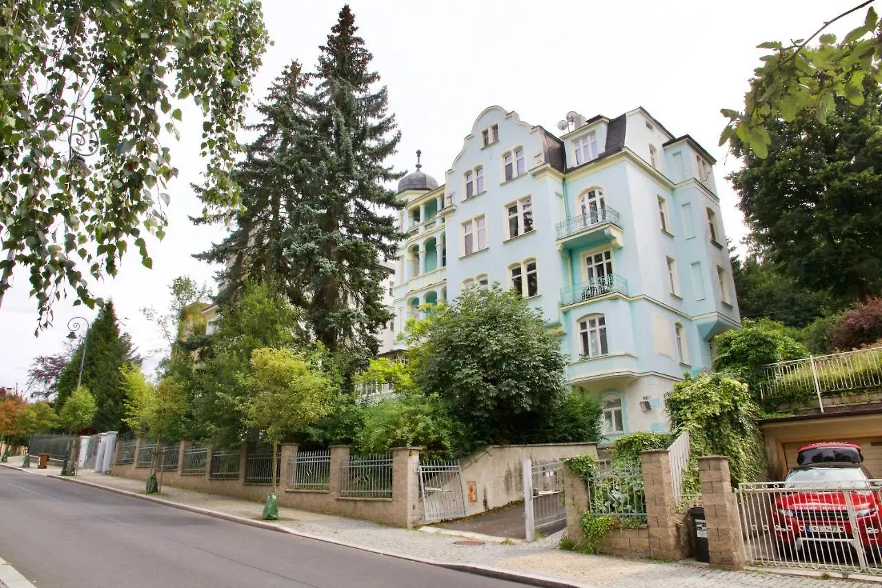Ubytovani 1204 Na Ulici Krale Jiriho Apartment Karlovy Vary